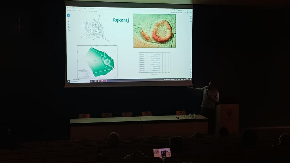 Chęciny-konferencja